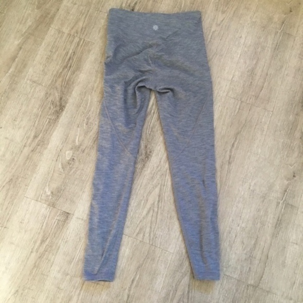 Athleta XS workout pants - Picture 5 of 6